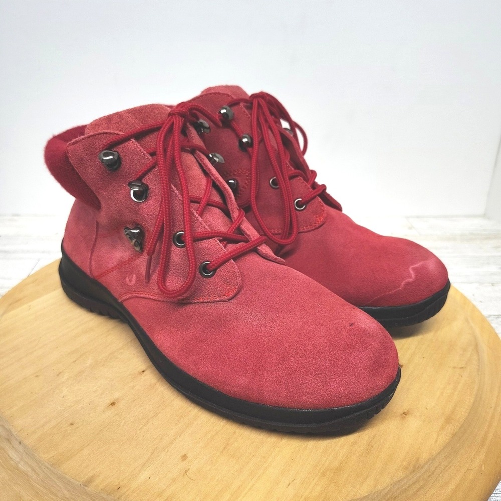 Wanderlust Red Suede Boots 8 Wide Width Lace Up Comfort 8W Ankle Style